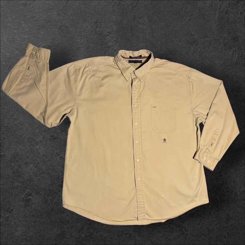 Vintage Tommy Hilfiger Men's Long-Sleeve Button-Down Shirt